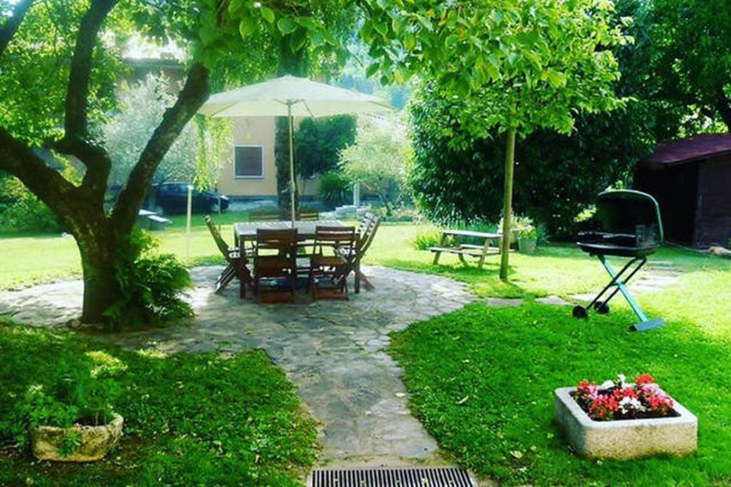 Apartment Piccolo Borgo Castelveccana Exterior photo